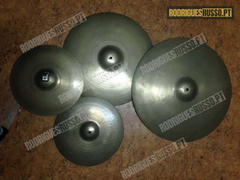 Pratos para bateria