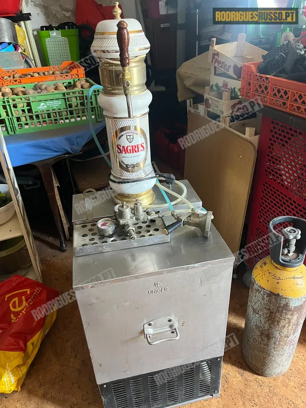 Máquina de Cerveja Sagres