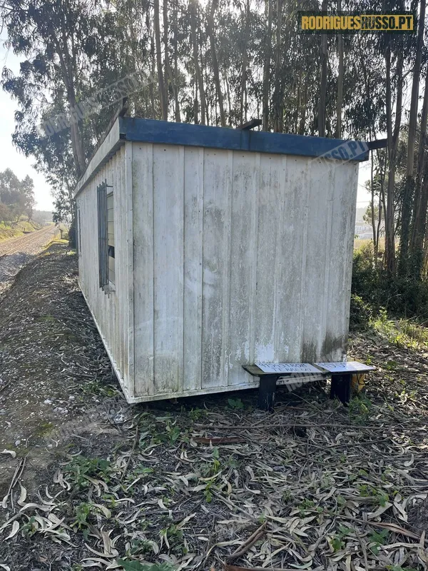 **NOVO PREÇO** Terreno com contentor Famalicão/Nazaré